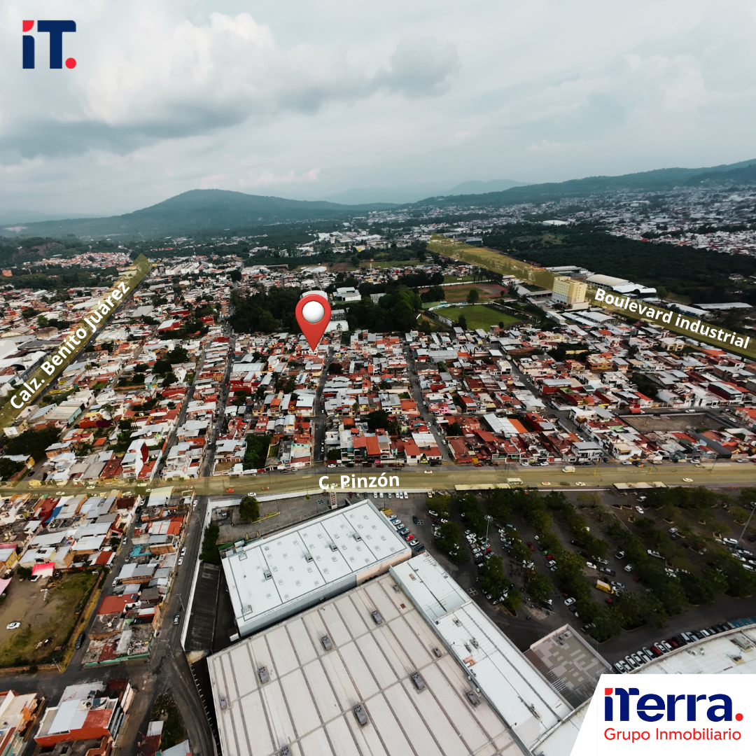 22 VENTA DE CASA TERRENO EN URUAPAN MICHOACAN FRENTA A PLAZA AGORA