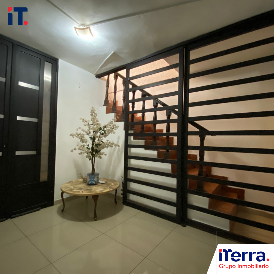 04 VENTA DE CASA Y TERRENO EN URUAPAN MICHOACAN