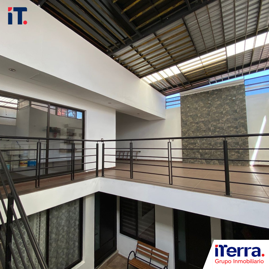 16 VENTA DE CASA Y TERRENO EN URUAPAN MICHOACAN