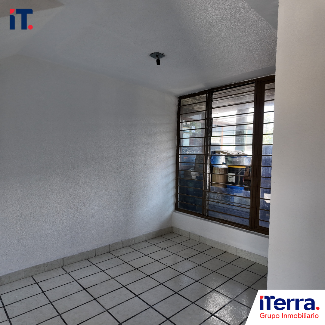 04 VENTA DE CASA Y TERRENO EN URUAPAN MICHOACAN