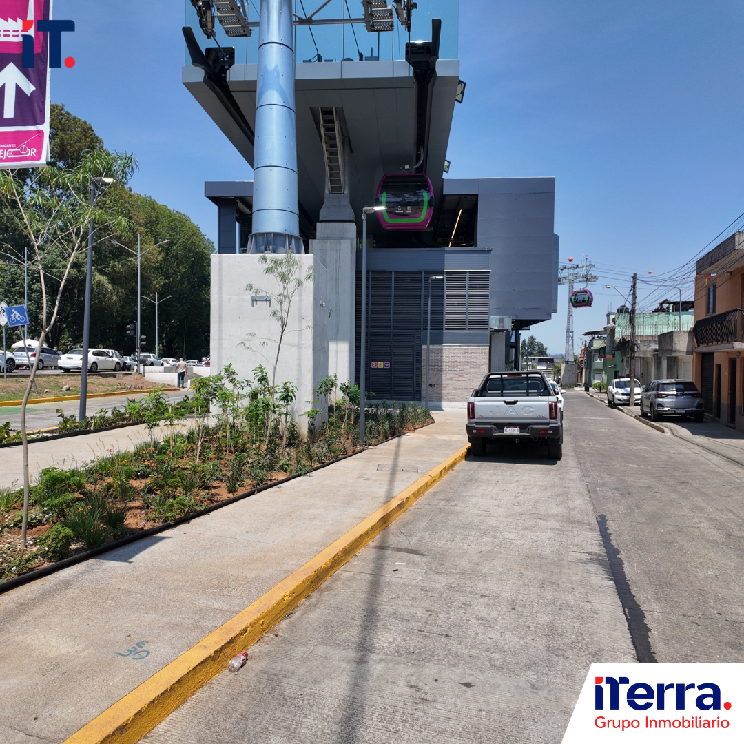 10 VENTA DE CASA Y TERRENO EN URUAPAN MICHOACAN
